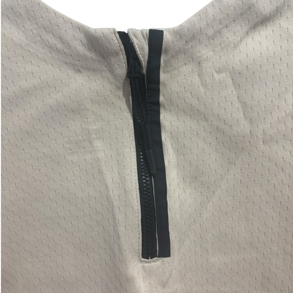 Nike Cream Tan Short Sleeve Boxy Tee Small Gorpcore Athletic Square Neck - Picture 9 of 11